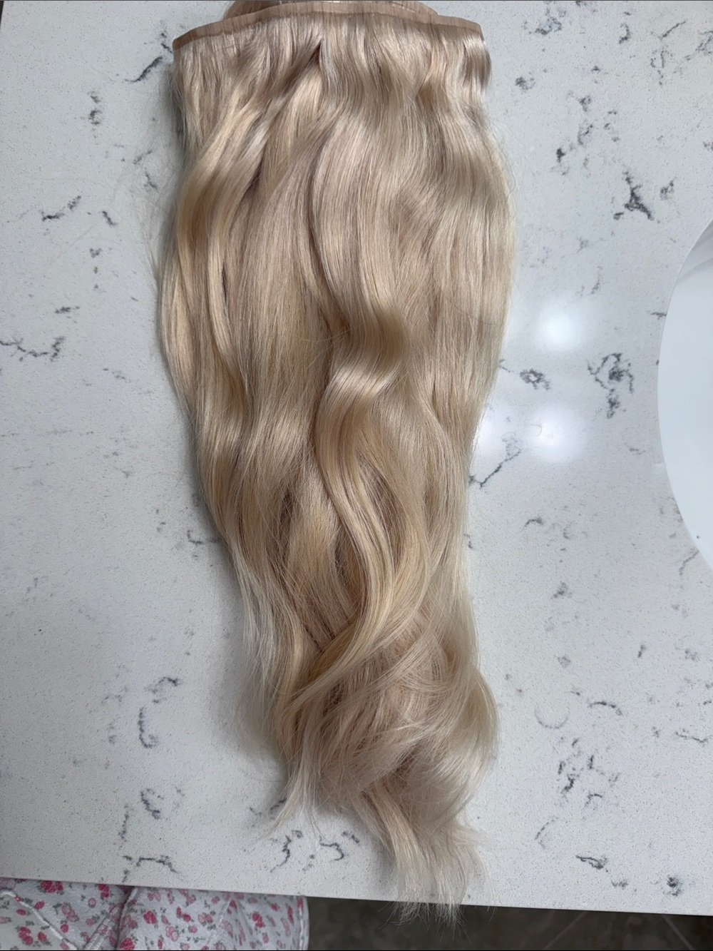 Blonde Clip-In Hair Weft Extension - Invisible Seam - Picture 4 of 8
